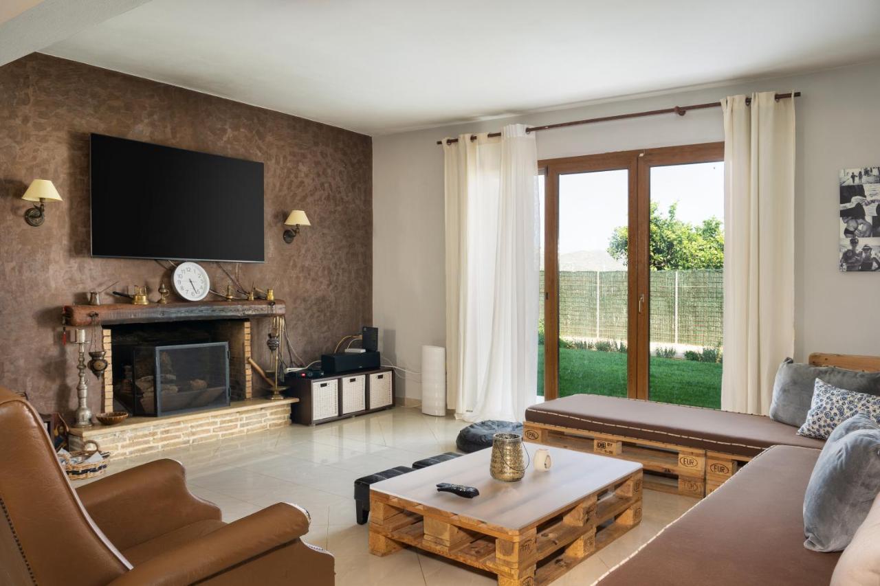 Villa Sofia Анависос Екстериор снимка