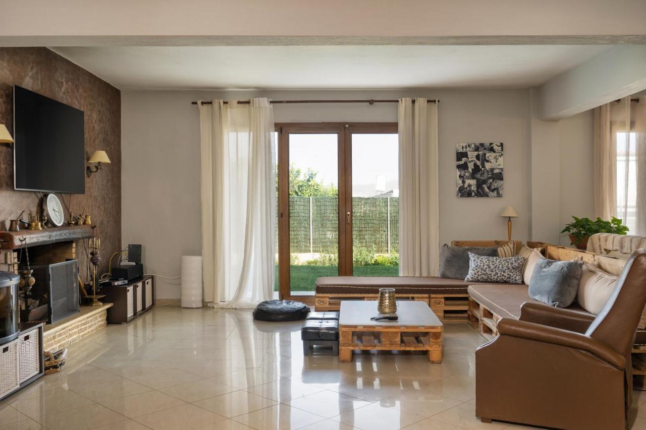 Villa Sofia Анависос Екстериор снимка